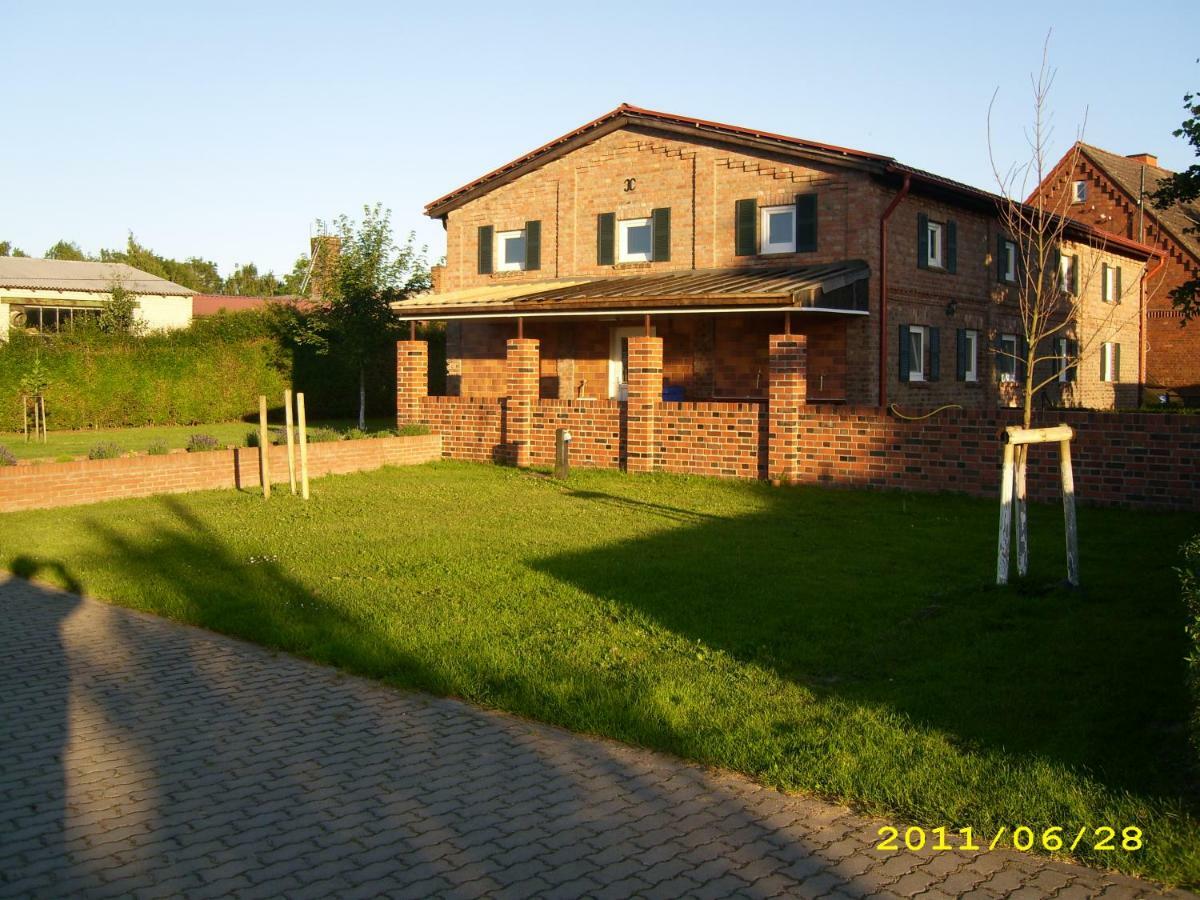 B & B Gross Methling Dargun Εξωτερικό φωτογραφία